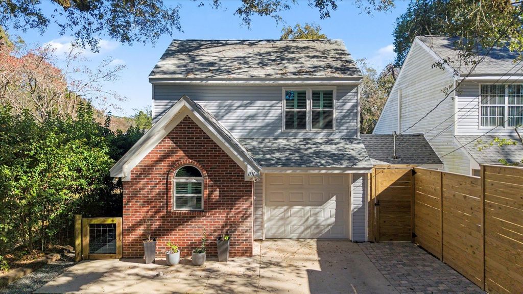 Photo of 1511 Pine Street, Tallahassee, FL 32303 (MLS # 395251)