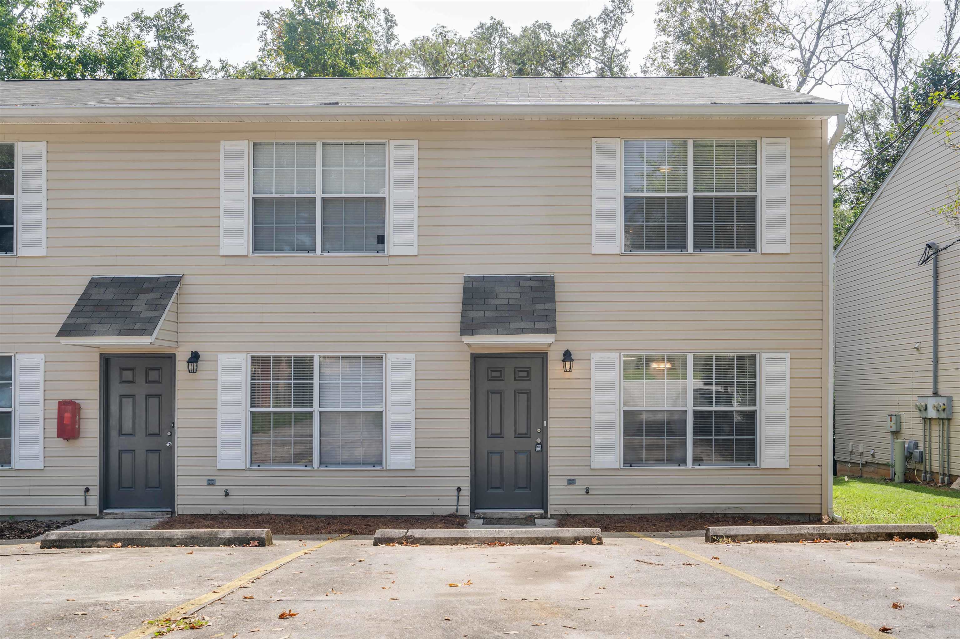 1915 Larette Drive 1-4