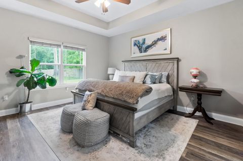 Tiny photo for 10732 Sycamore Ridge Ln Lane, Tallahassee, FL 32305 (MLS # 395446)