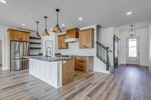 Tiny photo for 43 Windsor Way, Crawfordville, FL 32327 (MLS # 397689)