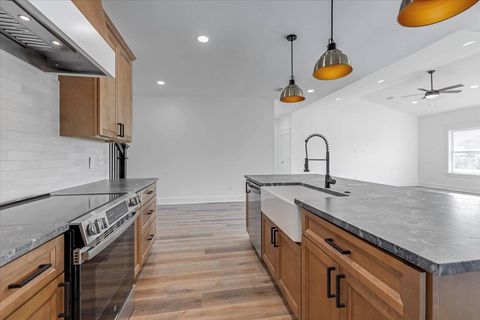 Tiny photo for 43 Windsor Way, Crawfordville, FL 32327 (MLS # 397689)