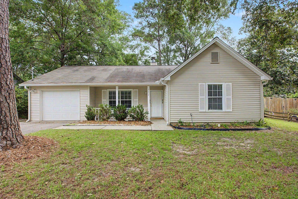 Photo of 2652 Hartsfield Road, Tallahassee, FL 32303 (MLS # 401260)
