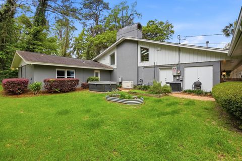 Tiny photo for 3409 LAKESHORE Drive, Tallahassee, FL 32312 (MLS # 398005)