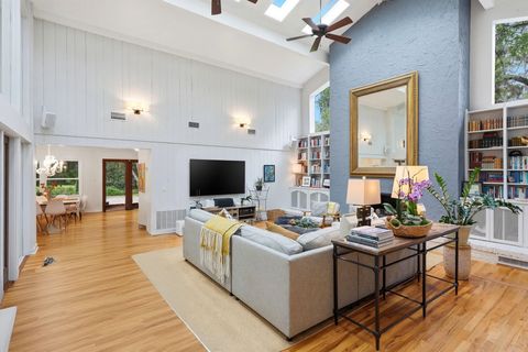 Tiny photo for 3409 LAKESHORE Drive, Tallahassee, FL 32312 (MLS # 398005)