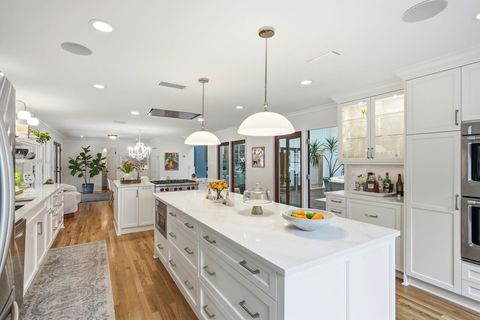 Tiny photo for 3409 LAKESHORE Drive, Tallahassee, FL 32312 (MLS # 398005)