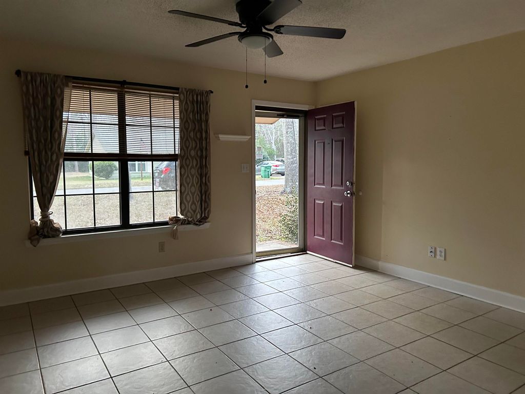 Photo of 233 SW 5th Street, Havana, FL 32333 (MLS # 396650)