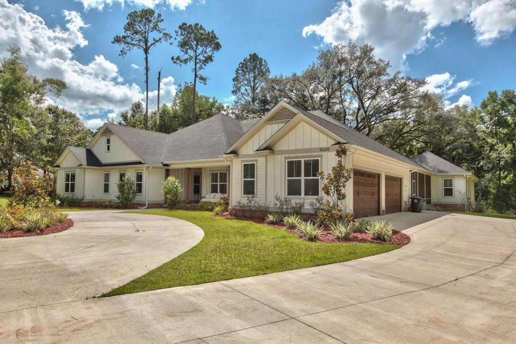 Photo of 9400 Montserrat Court, Tallahassee, FL 32317 (MLS # 397639)