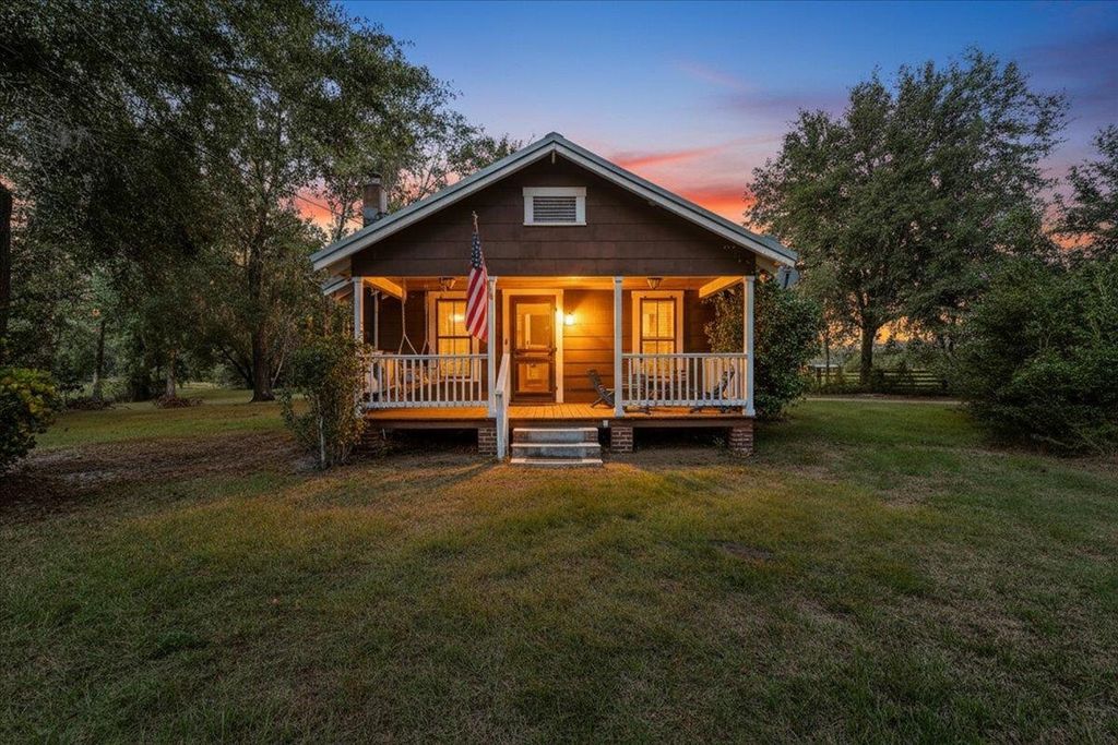 Photo of 740 Kinsey Road, Monticello, FL 32344 (MLS # 382819)