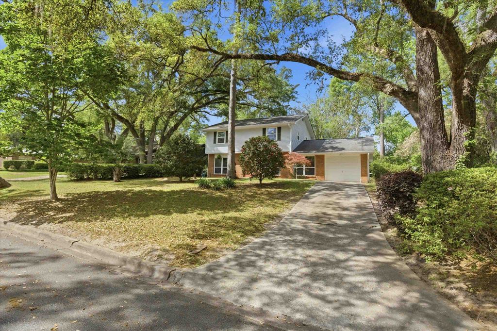 Photo of 114 WINN CAY Drive, Tallahassee, FL 32312 (MLS # 398224)