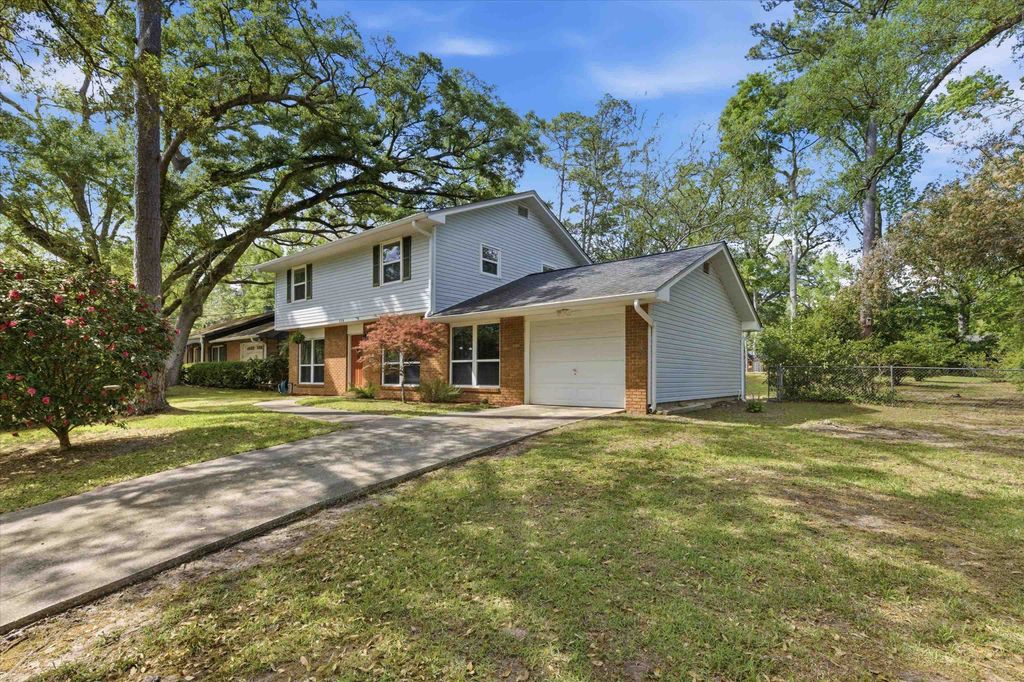Photo of 114 WINN CAY Drive, Tallahassee, FL 32312 (MLS # 398224)
