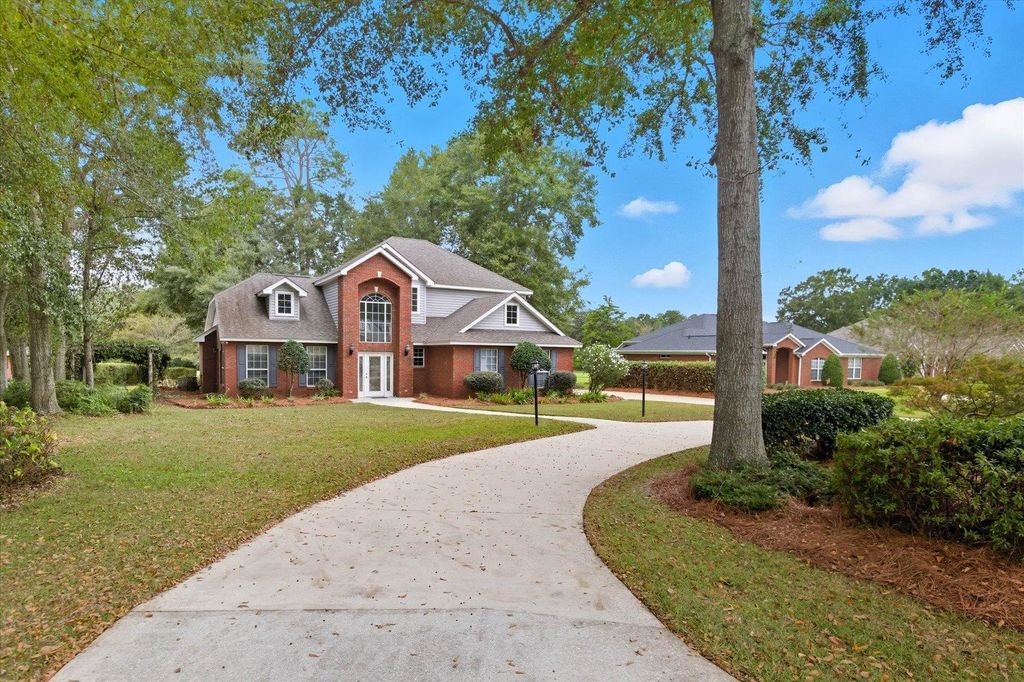 Photo of 112 Greenway Drive, Havana, FL 32333 (MLS # 391713)