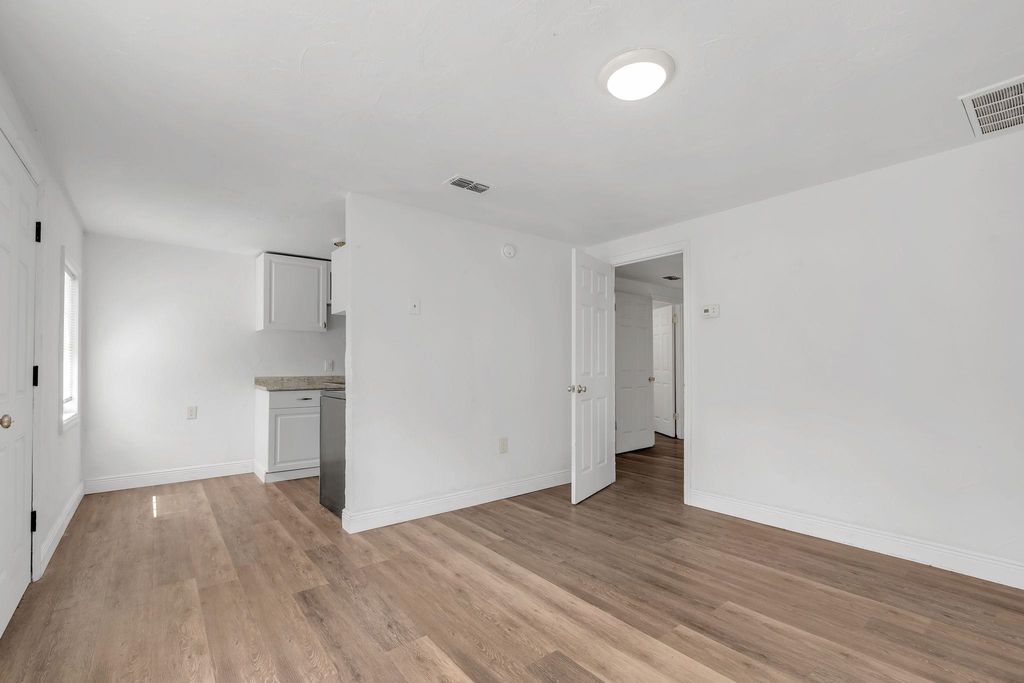 Photo of 1360 -1362 Hollow Pine Lane #2, Tallahassee, FL 32310 (MLS # 402159)