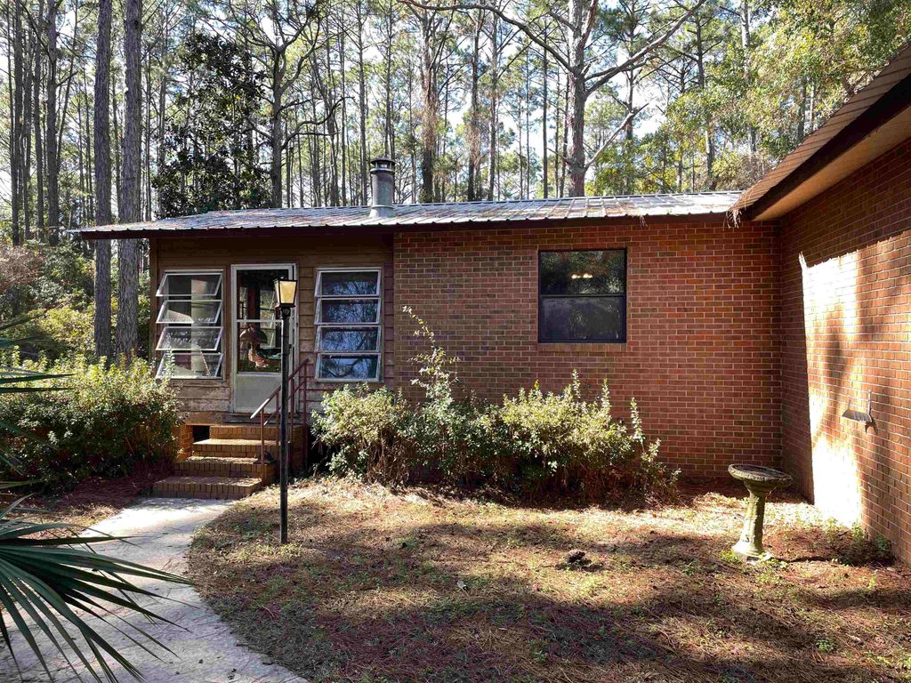 Photo of 2509 E 98 Highway, Carrabelle, FL 32322 (MLS # 395476)