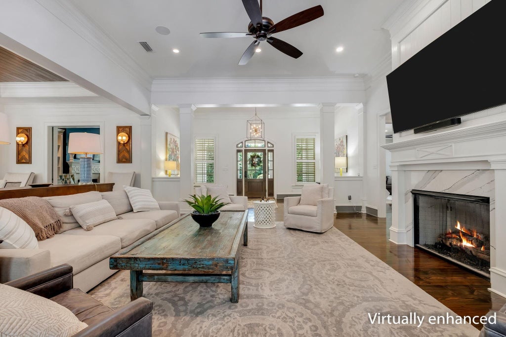 Photo of 2217 Thomasville Road, Tallahassee, FL 32308 (MLS # 402170)