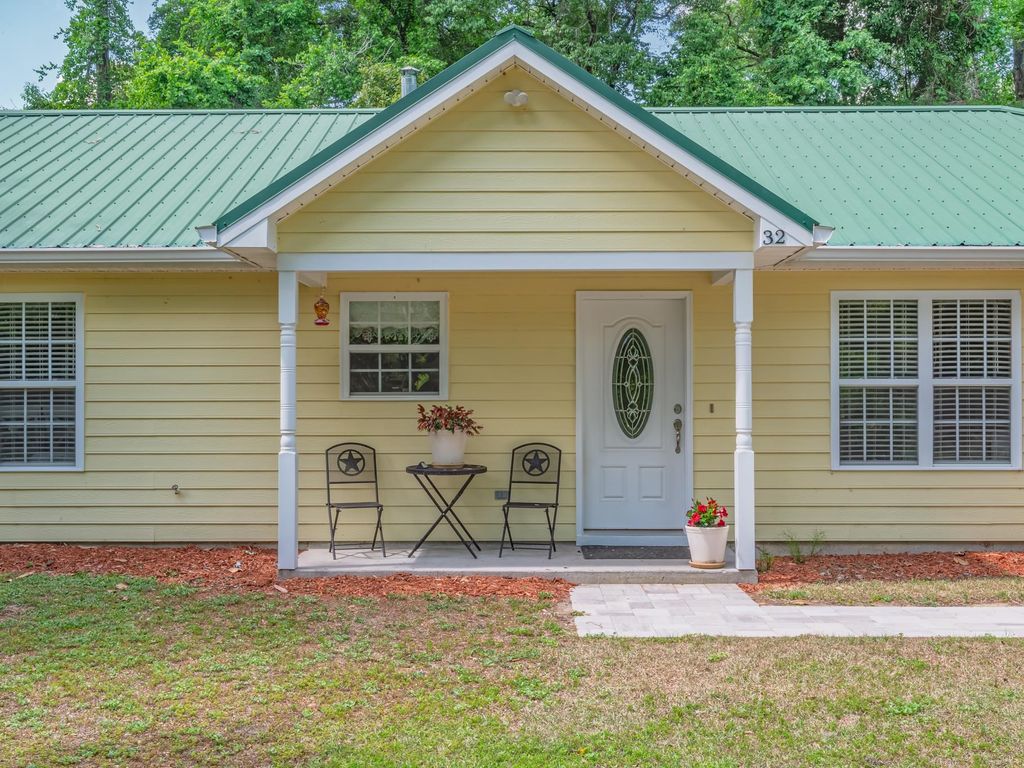 Photo of 32 Palomino Road, Crawfordville, FL 32327 (MLS # 399245)