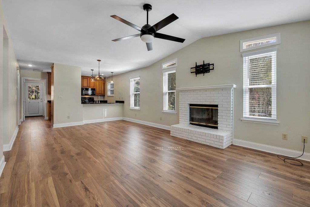 Photo of 3430 Sedona Loop, Tallahassee, FL 32308 (MLS # 397272)