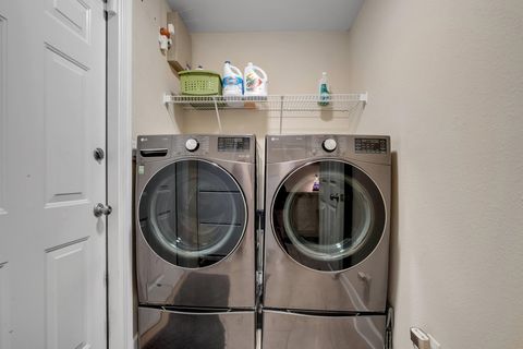 Tiny photo for 2031 Windsor Oaks Court, Tallahassee, FL 32308 (MLS # 391427)