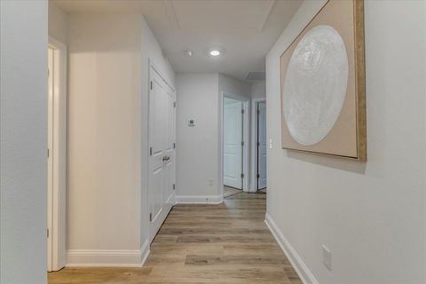 listing image 38