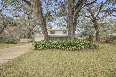 Tiny photo for 2006 FAULK Drive, Tallahassee, FL 32303 (MLS # 395676)
