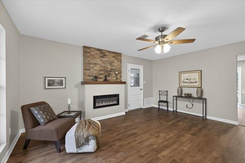 Tiny photo for 2006 FAULK Drive, Tallahassee, FL 32303 (MLS # 395676)