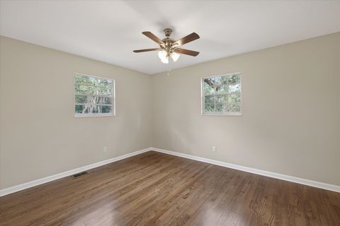 Tiny photo for 2006 FAULK Drive, Tallahassee, FL 32303 (MLS # 395676)