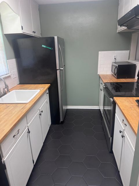 Tiny photo for 2217 Paul Russell Circle, Tallahassee, FL 32301 (MLS # 399944)