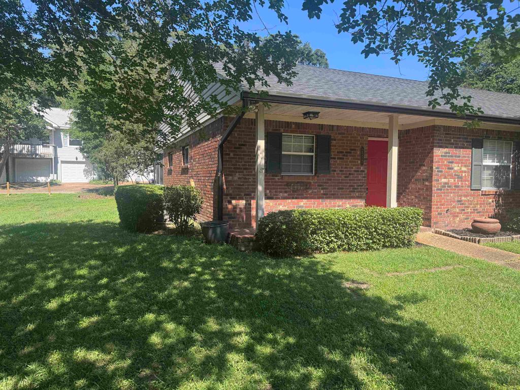 Photo of 2217 Paul Russell Circle, Tallahassee, FL 32301 (MLS # 399944)
