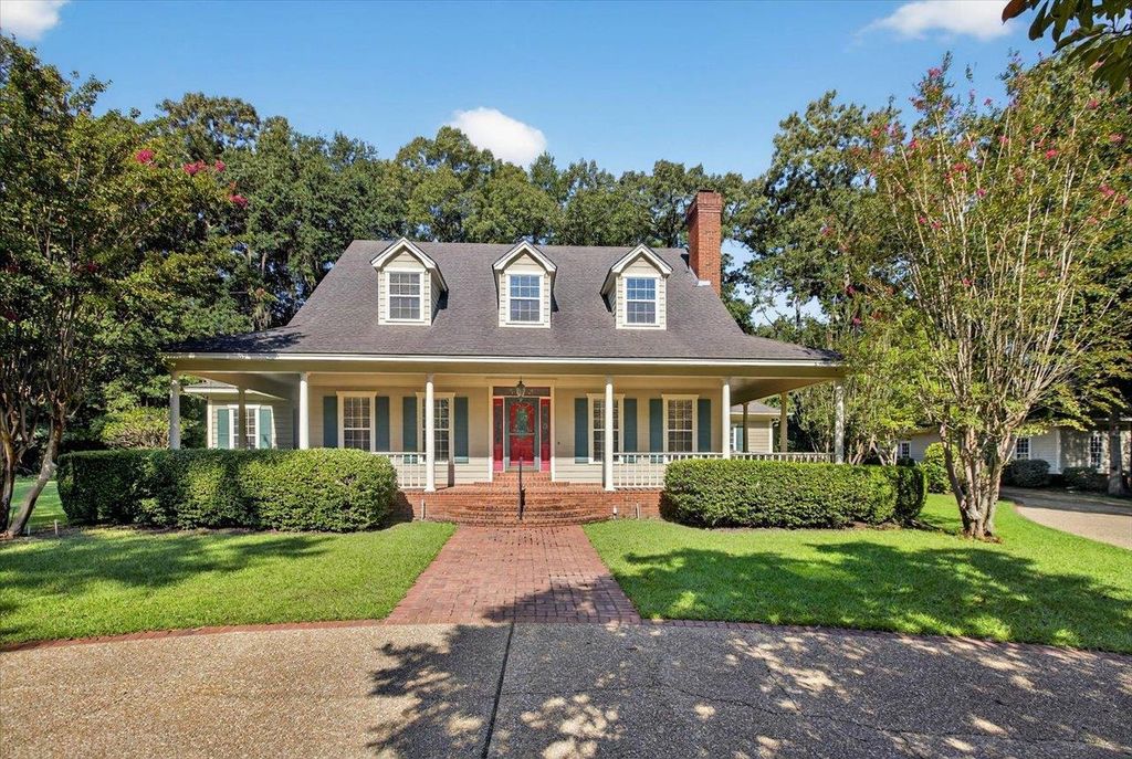 Photo of 7042 Dardwood Lane, Tallahassee, FL 32312 (MLS # 390029)