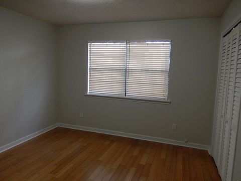 Tiny photo for 740 Red Fern Road, Tallahassee, FL 32308 (MLS # 397857)