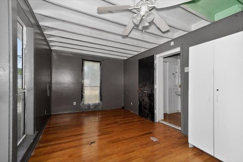 Tiny photo for 22 J R MILTON Road, Crawfordville, FL 32327 (MLS # 399162)