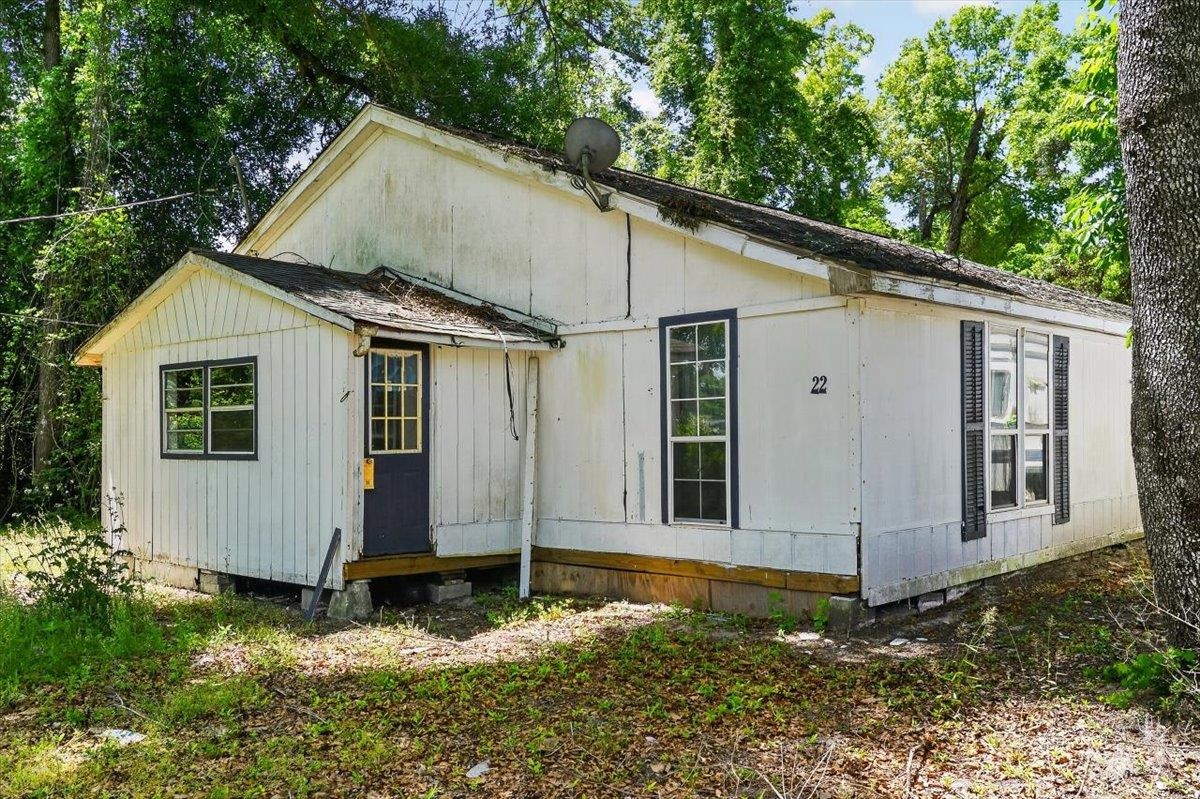 22 J R MILTON Road