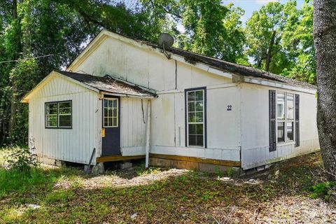 Tiny photo for 22 J R MILTON Road, Crawfordville, FL 32327 (MLS # 399162)