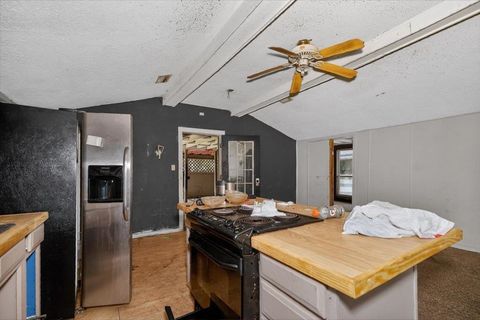 Tiny photo for 22 J R MILTON Road, Crawfordville, FL 32327 (MLS # 399162)