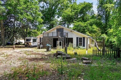 Tiny photo for 22 J R MILTON Road, Crawfordville, FL 32327 (MLS # 399162)