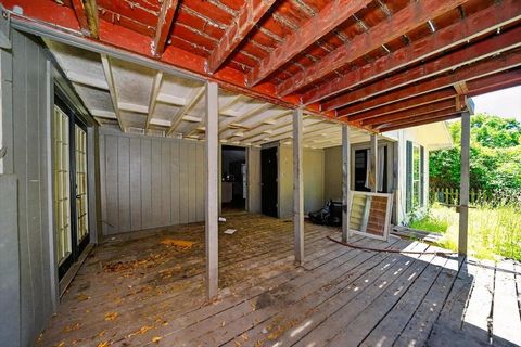 Tiny photo for 22 J R MILTON Road, Crawfordville, FL 32327 (MLS # 399162)