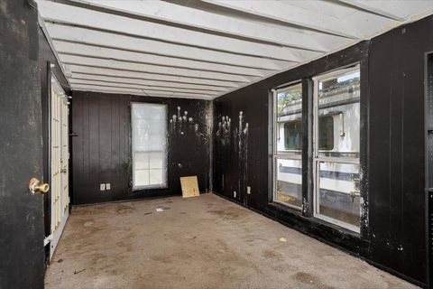 Tiny photo for 22 J R MILTON Road, Crawfordville, FL 32327 (MLS # 399162)
