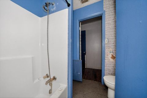 Tiny photo for 22 J R MILTON Road, Crawfordville, FL 32327 (MLS # 399162)