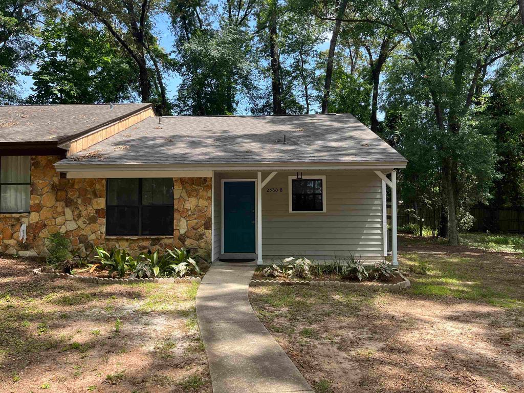 Photo of 2560 Panther Creek Road #B, Tallahassee, FL 32308 (MLS # 396239)