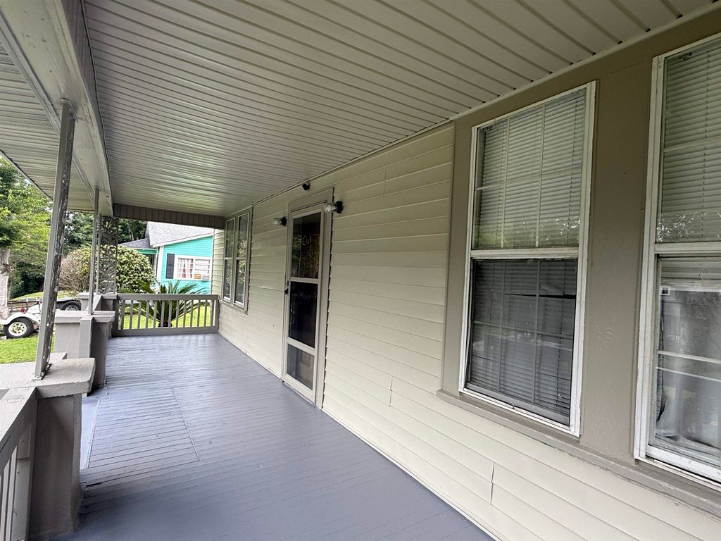 Photo of 607 N Adams Street, Quincy, FL 32351 (MLS # 402565)