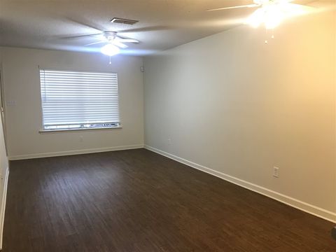 Tiny photo for 827 Richmond St St #C, H, Tallahassee, FL 32304 (MLS # 328214)