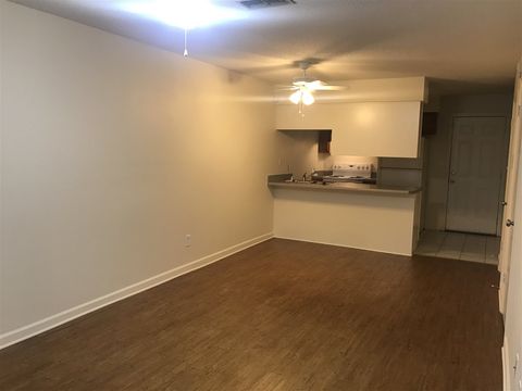 Tiny photo for 827 Richmond St St #C, H, Tallahassee, FL 32304 (MLS # 328214)