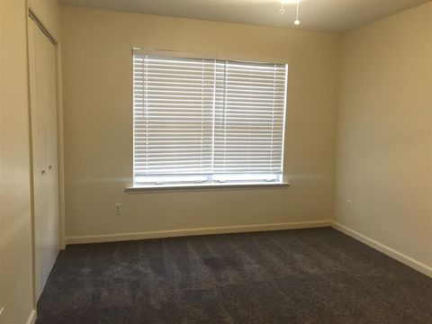 Tiny photo for 827 Richmond St St #C, H, Tallahassee, FL 32304 (MLS # 328214)