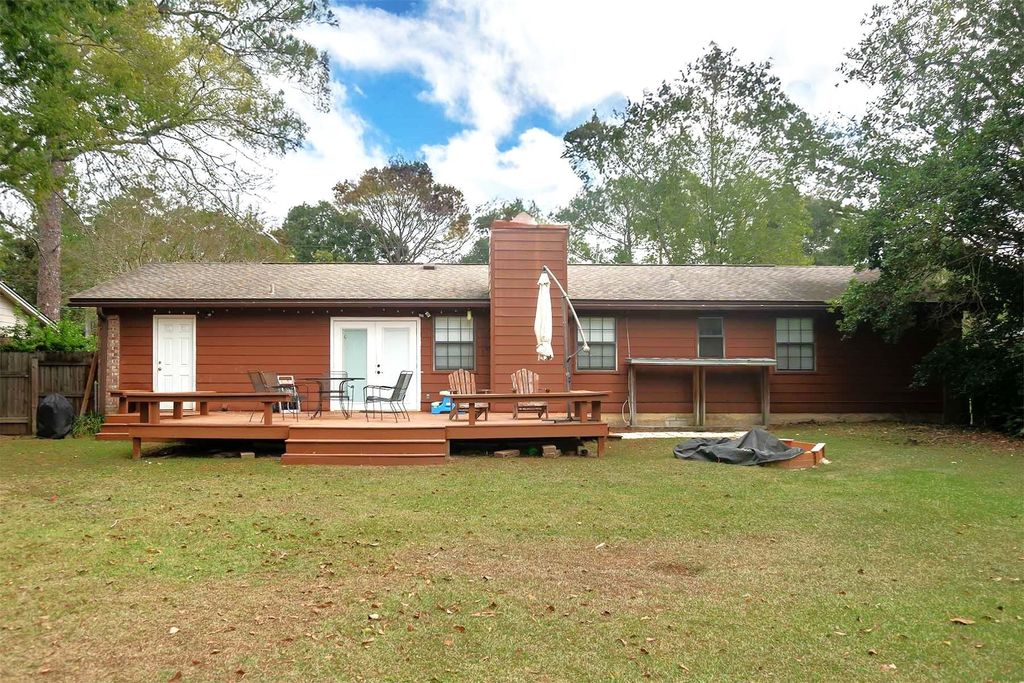 Photo of 3204 W Whitney Drive, Tallahassee, FL 32309 (MLS # 392102)