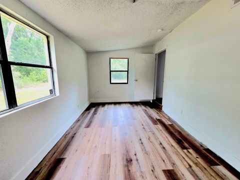 Tiny photo for 906 N VETERANS Drive, Perry, FL 32347 (MLS # 399391)