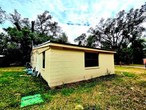 Tiny photo for 906 N VETERANS Drive, Perry, FL 32347 (MLS # 399391)