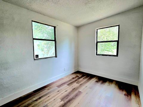 Tiny photo for 906 N VETERANS Drive, Perry, FL 32347 (MLS # 399391)