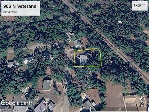 Tiny photo for 906 N VETERANS Drive, Perry, FL 32347 (MLS # 399391)