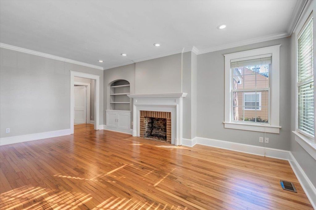 Photo of 524 BEVERLY Street, Tallahassee, FL 32301 (MLS # 391493)