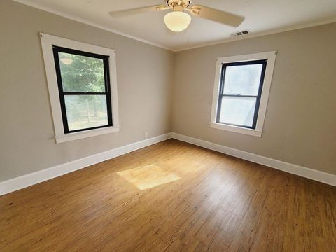 Tiny photo for 526 N Adams Street, Quincy, FL 32351 (MLS # 399236)