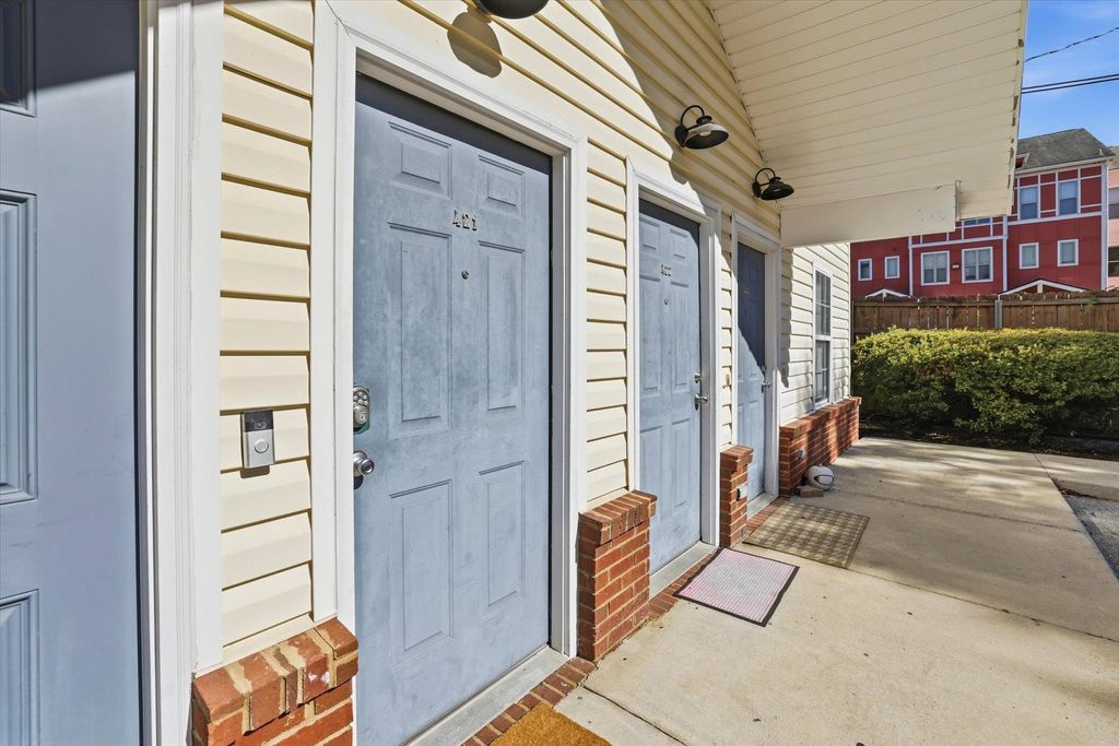 Photo of 990 W Brevard Street #421, Tallahassee, FL 32304 (MLS # 393368)